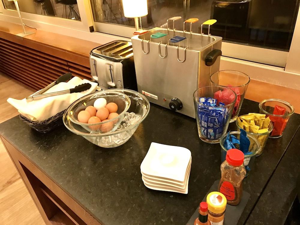 Hotel Meierhof Horgen Eksteriør billede